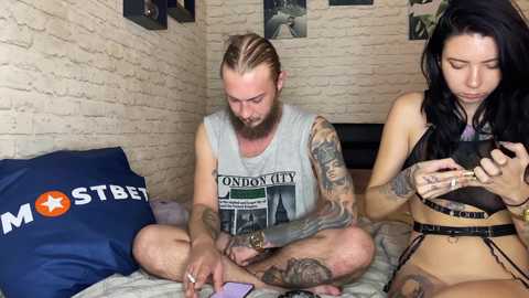 Media: hotcoupleee2020 Chaturbate 2024-10-13 13:14:00