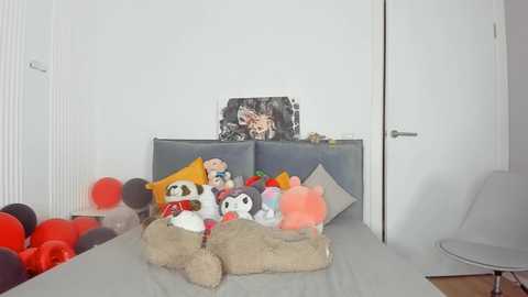 Media: jenie_fire Chaturbate 2024-10-13 19:48:00