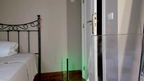 Media: mazeekiin Chaturbate 2024-10-13 19:53:00