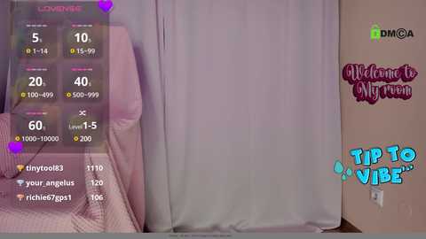 Media: hollyextra Chaturbate 2024-10-14 20:51:00
