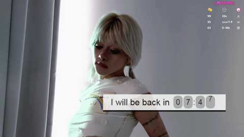 Media: iamyolandi Chaturbate 2024-10-14 01:52:00