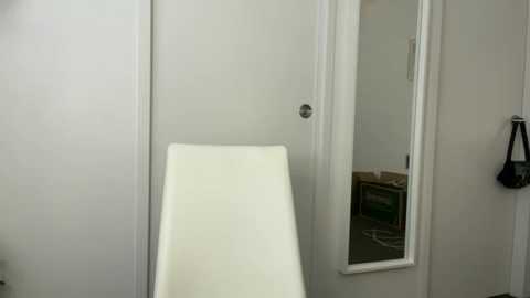 Media: itsssosierra Chaturbate 2024-10-14 01:08:00