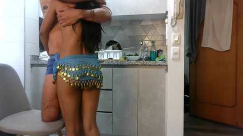 Media: minikunis Chaturbate 2024-10-14 20:22:00