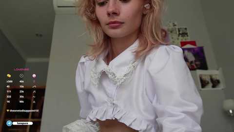Media: mxxnsxsul Chaturbate 2024-10-14 05:02:00