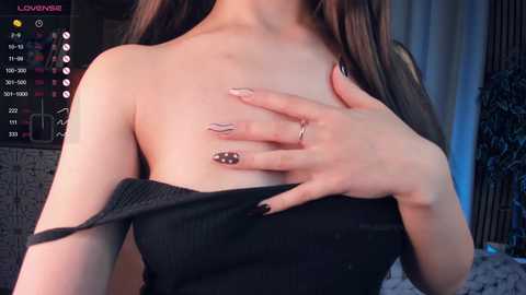 Media: hinatabroks Chaturbate 2024-10-15 08:59:00