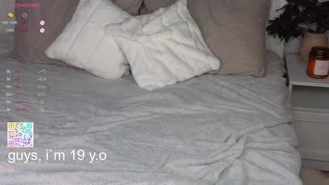 Media: laulul Chaturbate 2024-10-15 00:59:00