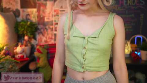 Media: mana_rose Chaturbate 2024-10-15 06:55:00