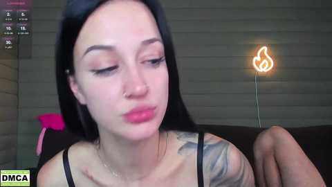 Media: meowluv Chaturbate 2024-10-15 16:33:00
