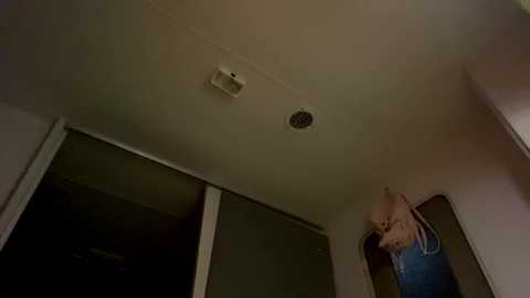 Media: xalexiaxox Chaturbate 2024-10-15 08:19:00