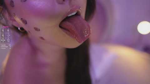 Media: danii_xoxo Chaturbate 2024-10-16 02:14:00