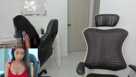 Media: emillybrowm Chaturbate 2024-10-16 14:43:00