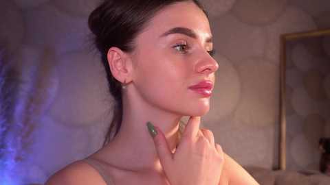 Media: emilyboner Chaturbate 2024-10-16 19:32:00