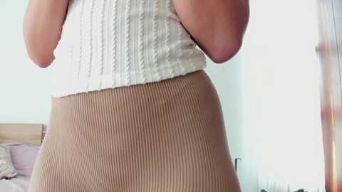 Media: grettabenett_ Chaturbate 2024-10-16 20:51:00