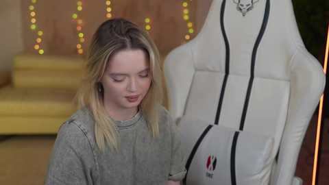 Media: kira0541 Chaturbate 2024-10-16 04:08:00