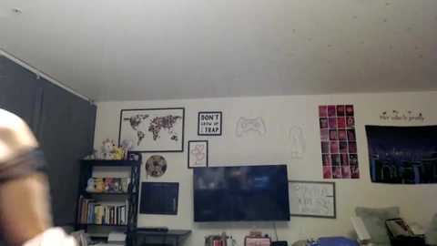 shellysgrind @ chaturbate on 20241016