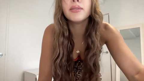 Media: shysashy Chaturbate 2024-10-16 02:50:00