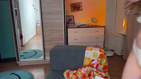 Media: coyness_geneva Chaturbate 2024-10-17 15:15:00