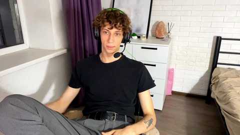 Media: denobluora Chaturbate 2024-10-17 18:05:00