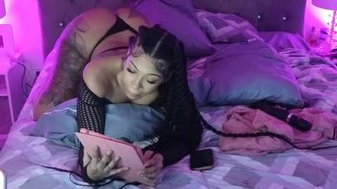 Media: evajonez Chaturbate 2024-10-17 09:10:00