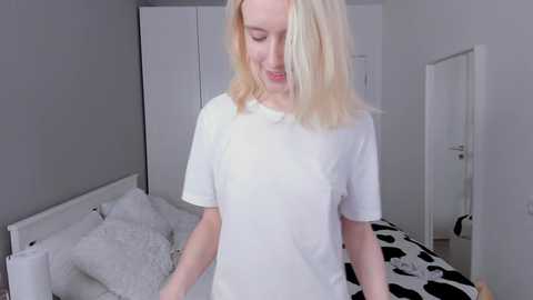 Media: gin_yoon Chaturbate 2024-10-17 08:15:00