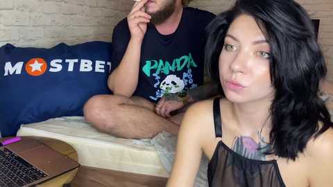Media: hotcoupleee2020 Chaturbate 2024-10-17 14:22:00