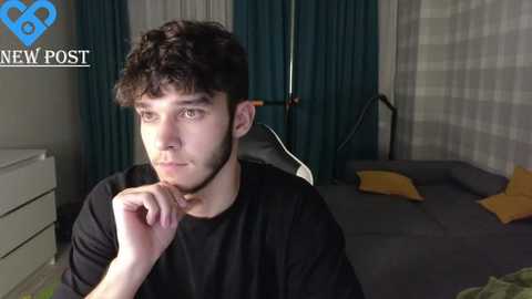 Media: james_friends Chaturbate 2024-10-17 21:53:00