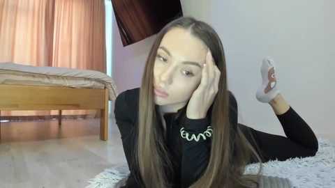 Media: meryfoxxx Chaturbate 2024-10-17 13:35:00