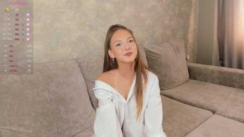 Media: shy_starlight Chaturbate 2024-10-17 12:09:00
