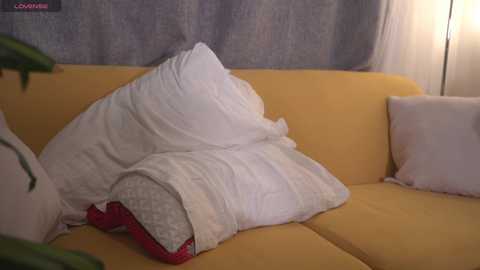 Media: annabisoux Chaturbate 2024-10-18 04:41:00