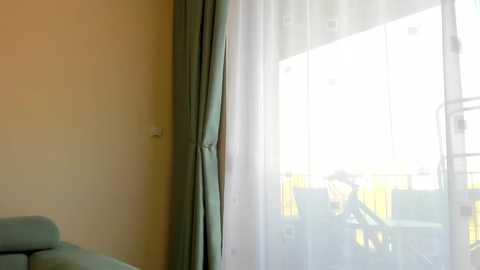 Media: elaanna Chaturbate 2024-10-18 07:51:00