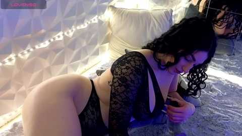 monique_a @ chaturbate on 20241018