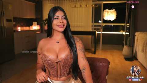 Media: valeria_orozco Chaturbate 2024-10-18 04:04:00