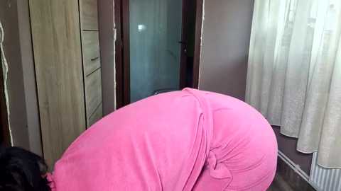 Media: 2whitediamonds Chaturbate 2024-10-19 05:24:00