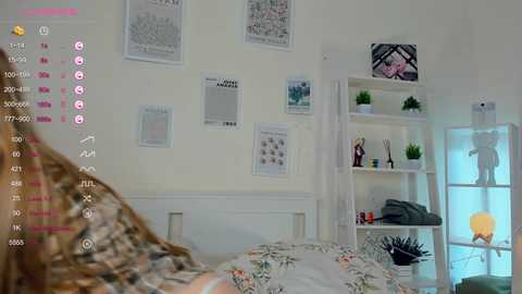 Media: _magic_smile_ Chaturbate 2024-10-19 08:50:00