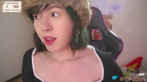 Media: fijisakistar Chaturbate 2024-10-19 04:28:00