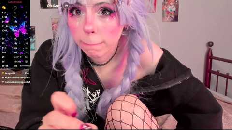 Media: hentaimelody Chaturbate 2024-10-19 06:32:00