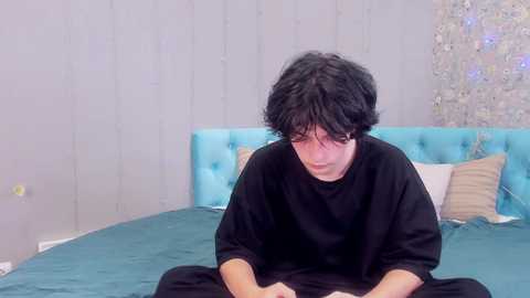 Media: iwillfall_ Chaturbate 2024-10-19 03:29:00