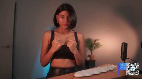 Media: letiziafulkers1 Chaturbate 2024-10-19 21:05:00