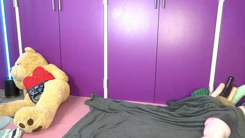 Media: siswet19 Chaturbate 2024-10-19 15:03:00