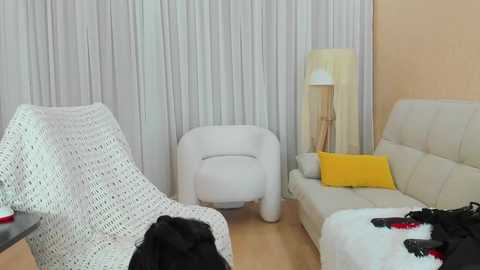 Media: linapearl Chaturbate 2024-10-20 12:18:00