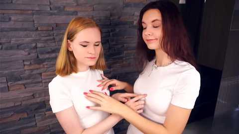 Media: whitneyherrin Chaturbate 2024-10-20 08:51:00