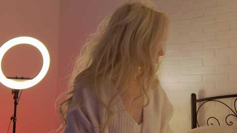 Media: alissa_wxw Chaturbate 2024-10-21 04:26:00