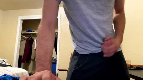 Media: christophercalawayy Chaturbate 2024-10-21 14:08:00