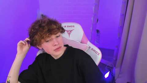 Media: ginger_piece Chaturbate 2024-10-21 01:17:00