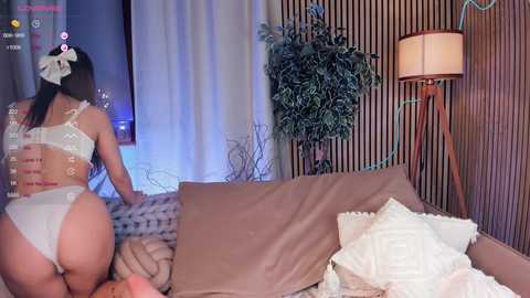 Media: hinatabroks Chaturbate 2024-10-21 06:19:00