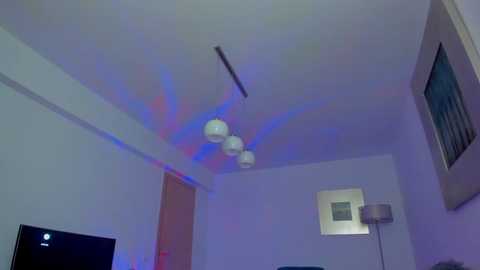 Media: kylieety Chaturbate 2024-10-21 12:15:00