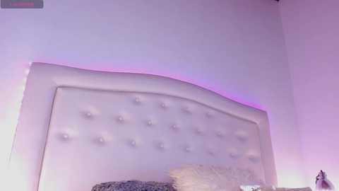 mel_evansx @ chaturbate on 20241021