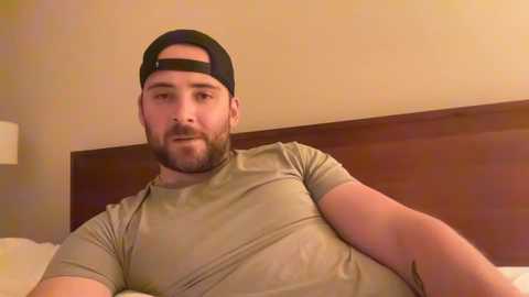 Media: randomdude5950 Chaturbate 2024-10-21 04:43:00