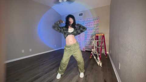 Media: hexivu Chaturbate 2024-10-22 00:52:00