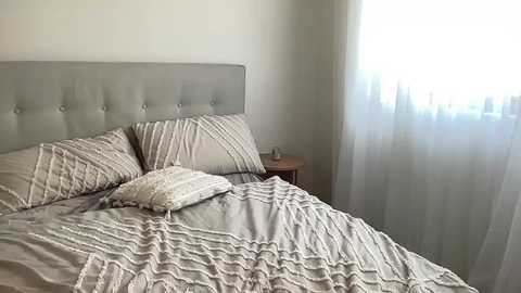 Media: shysashy Chaturbate 2024-10-22 05:03:00